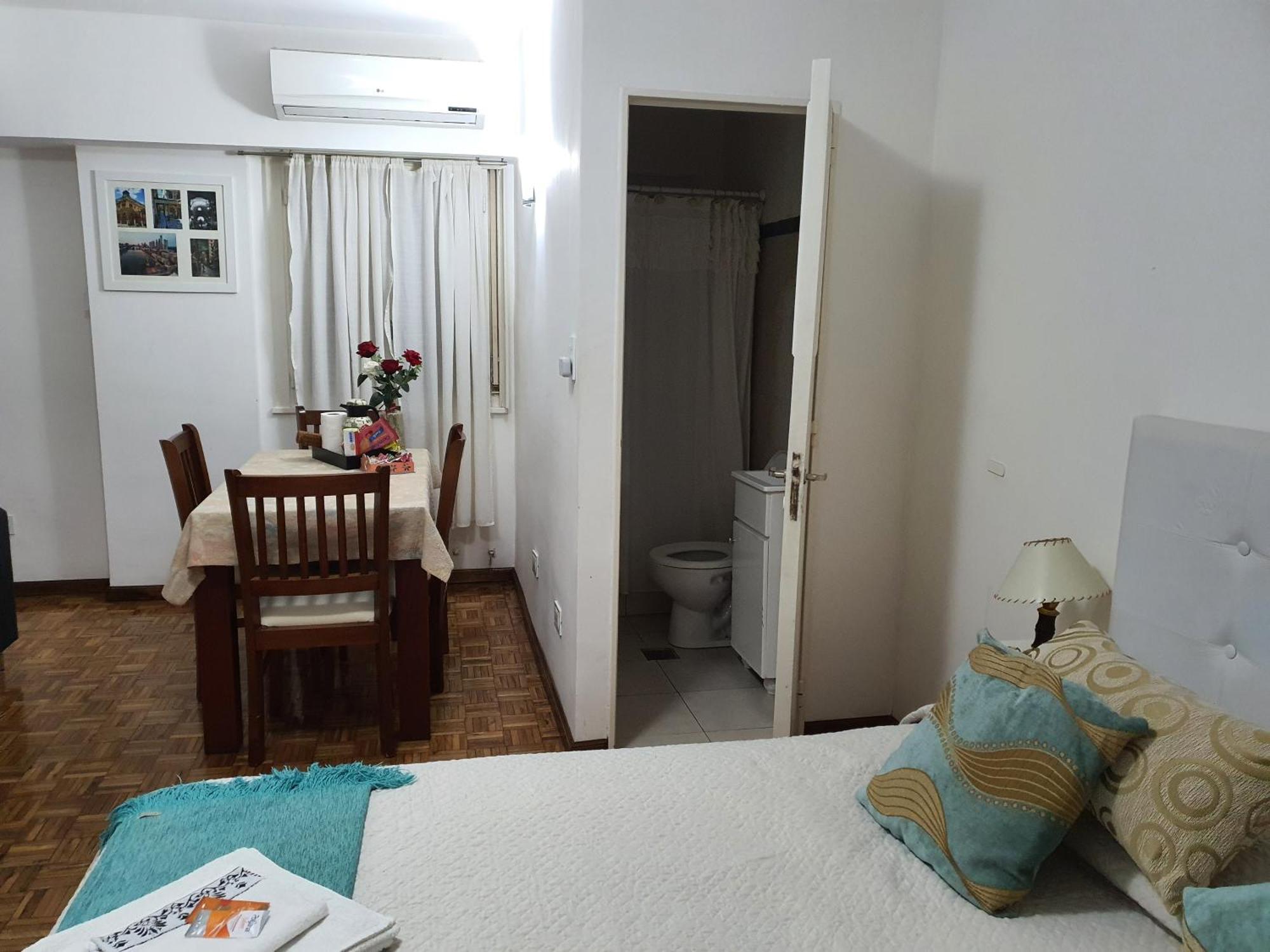 Monoambiente Centro Estrategica Ubicacion Apartment Buenos Aires Room photo
